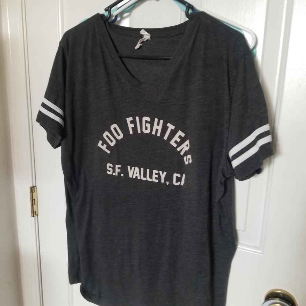Foo Fighters V tee